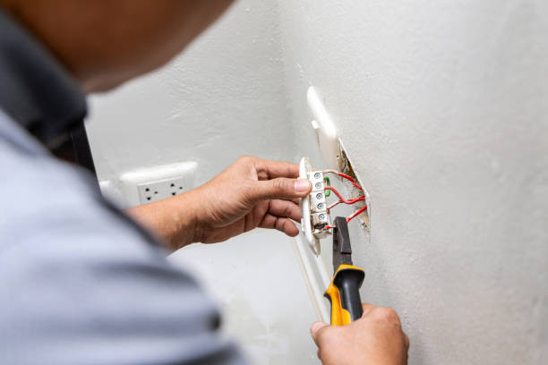 Best Circuit Breaker Repair  in Lake Mack Forest Hills, FL